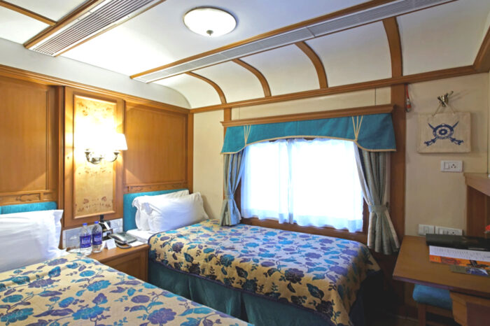 LUXURY TRAIN TOURS